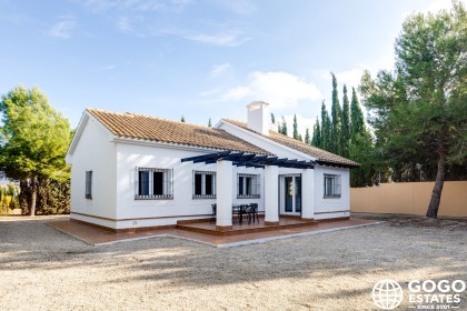 Encantadoras Casas Adosadas en Fuente Álamo, Murcia
