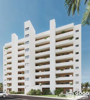 Moderno Ático en Benidorm con Amplia Terraza