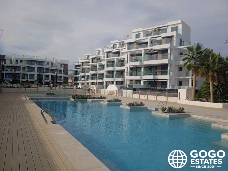 Luxurious 3-Bedroom Penthouse in Dénia with Sea Views