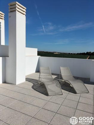 Spacious 2-Bedroom Apartment in Orihuela's Charming Complex