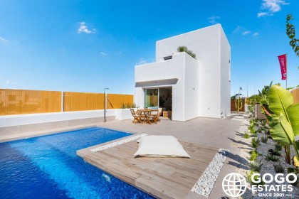 Charming Detached Homes for Sale in Los Alcázares