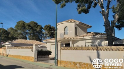 Charmante Villa à Pinar de Campoverde, Alicante