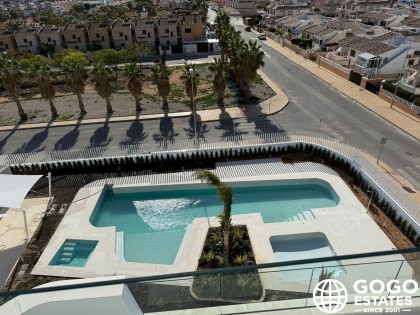 Amplio Apartamento en la Planta Baja en Cabo Roig