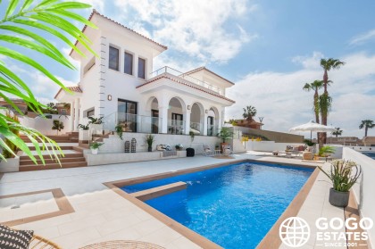 Maison individuelle à Ciudad Quesada avec piscine privée et terrasse