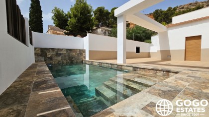 Amplia villa de 5 dormitorios en San Juan de los Terreros