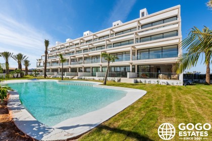 Moderno Penthouse en Islas Menores con Vistas al Mar