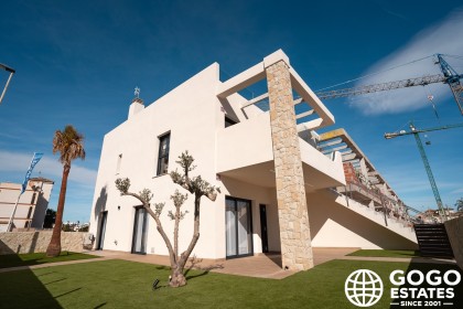 Charming Low-Bungalow in Pilar de la Horadada for Sale
