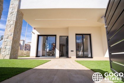 Charming High-Bungalow for Sale in Pilar de la Horadada