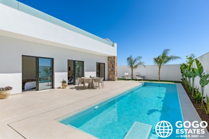 Charming Detached Homes for Sale in Los Alcázares