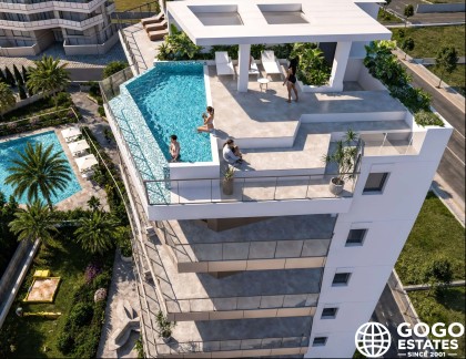 Neubau-Penthouse in Villajoyosa mit Meerblick