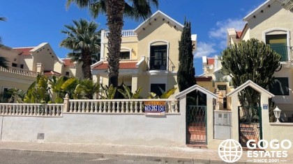 Przestronna Willa na Sprzedaż w Los Dolses, Orihuela Costa