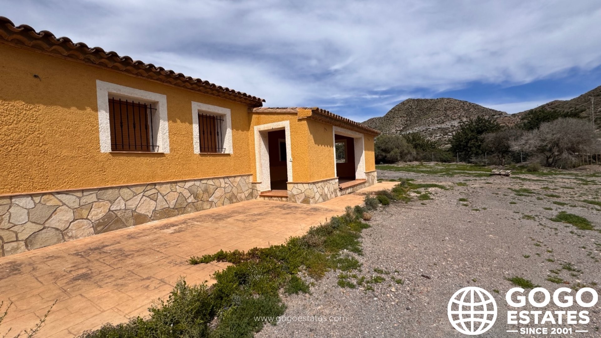 Charming Spanish Finca for Sale Near Águilas