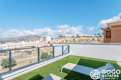 Detached Home for Sale in Finestrat with Sea Views
