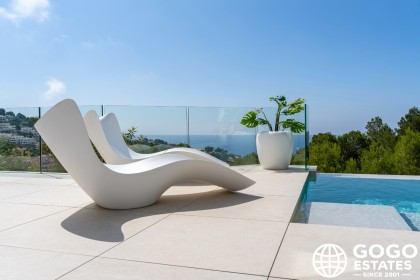 Luxurious 4-Bedroom Villa for Sale in Altea with Sea Views