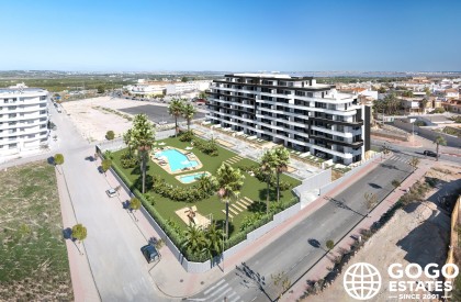 Modernes Apartment in San Miguel de Salinas mit Terrasse