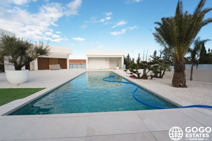 Neue Einfamilienhäuser in Benejúzar mit Privaten Pools