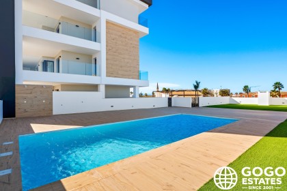 Penthouse spacieux à vendre à Los Alcázares avec vue sur la mer