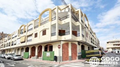 Charming 1-Bedroom Apartment in Torrevieja Near the Sea