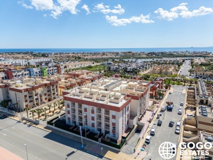 Charmante Begane Grond Eenheid in Orihuela met Terras