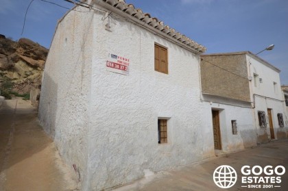 Charming Town House for Sale in Partaloa, Almeria