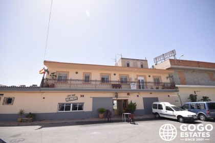 Propiedad Comercial en Venta en La Alfoquia