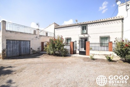 Encantadora Casa de Campo en Venta en la Región de Almería