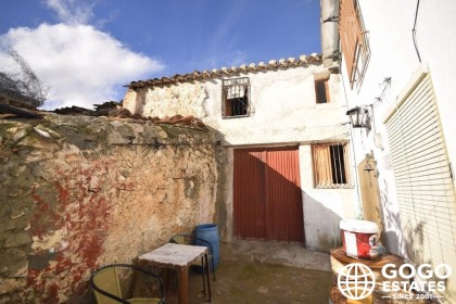 Charmant Dorpshuis in Los Cerricos voor Renovatie