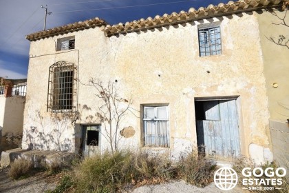 Encantadora Casa de Campo en Venta Cerca de Albox