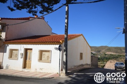 Charming Town House for Sale in Cantoria