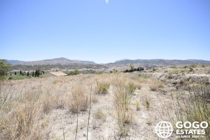 Spacious Land for Sale Near Tijola with Stunning Views