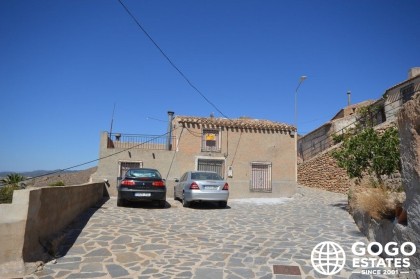 Charming Town House for Sale in Spanish Village