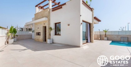 Charmante villa de 3 chambres à vendre à Vera, Almería
