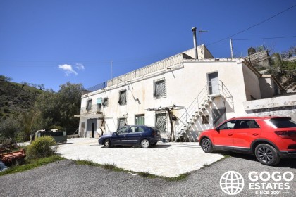 Expansive Country House for Sale Near Albox