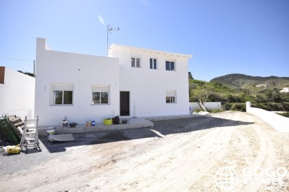 Charmante Villa Te Koop in Cantoria, Almeria