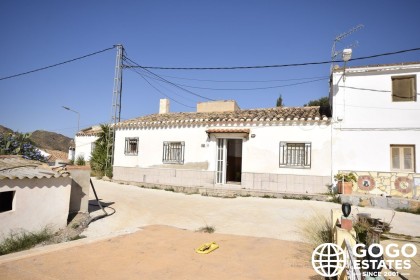 Encantadora Casa de Campo en Venta en Almanzora, Almería