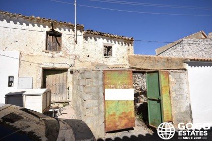 Maison de Village à Santopetar, Almeria - Opportunité d'Investissement