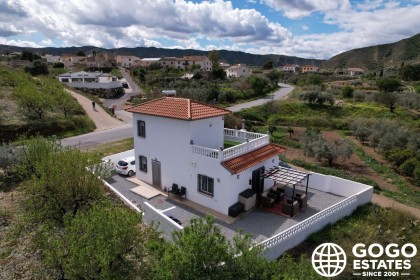Charmante Villa Te Koop in Arboleas, Almería
