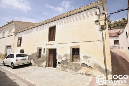 Spacious Town House for Sale in Partaloa, Almeria