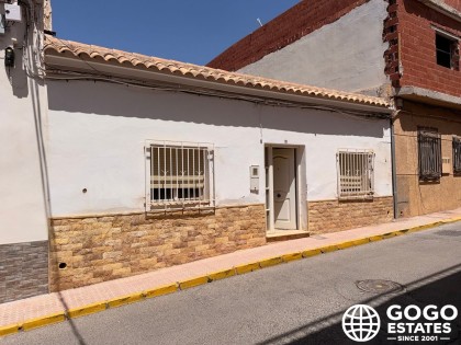 Encantadora Casa de Pueblo en Venta en Albox