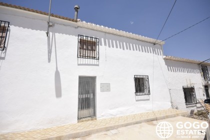 Encantadora Casa de Campo en Venta Cerca de Las Pocicas