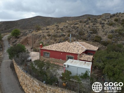 Charmante 3-Zimmer-Villa in der Landschaft von Almeria