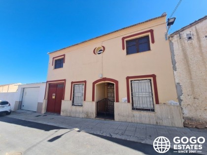 Spacious Town House for Sale in Caniles