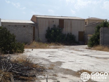 Ruim Dorpshuis Te Koop in Almeria