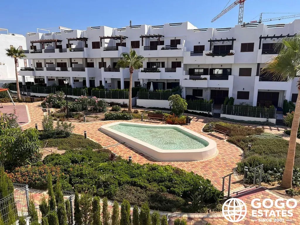 Encantador apartamento de 2 dormitorios y 1 baño en venta en Mar de Pulpí