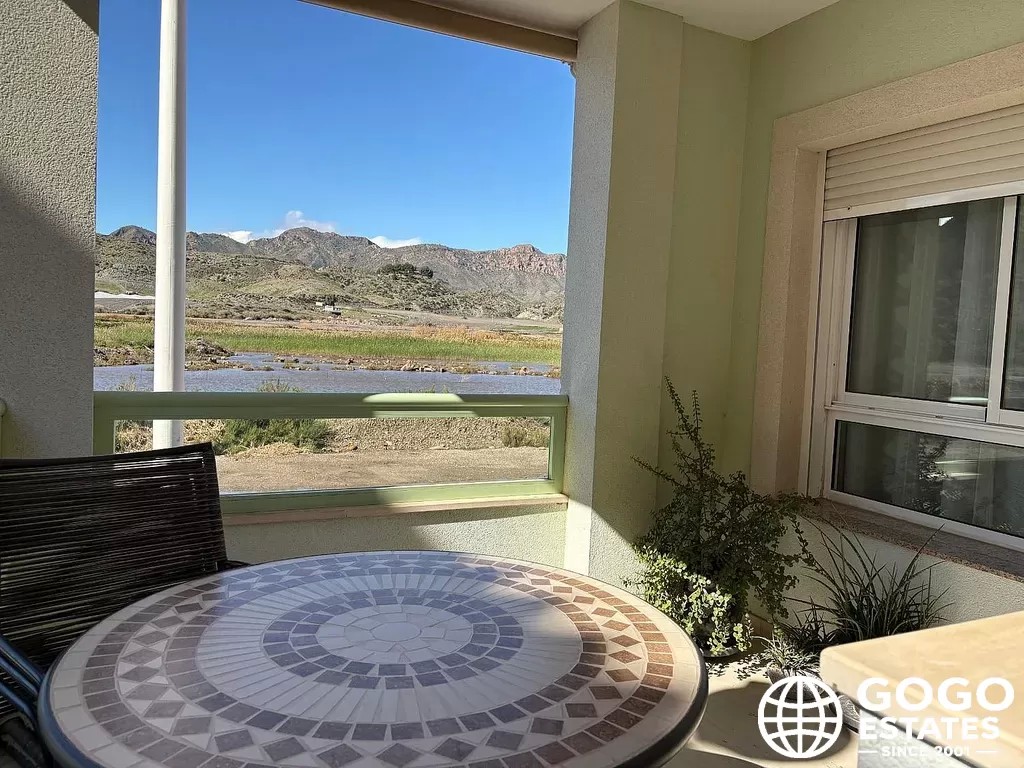 Appartement au Rez-de-Chaussée à Vendre près de la Plage