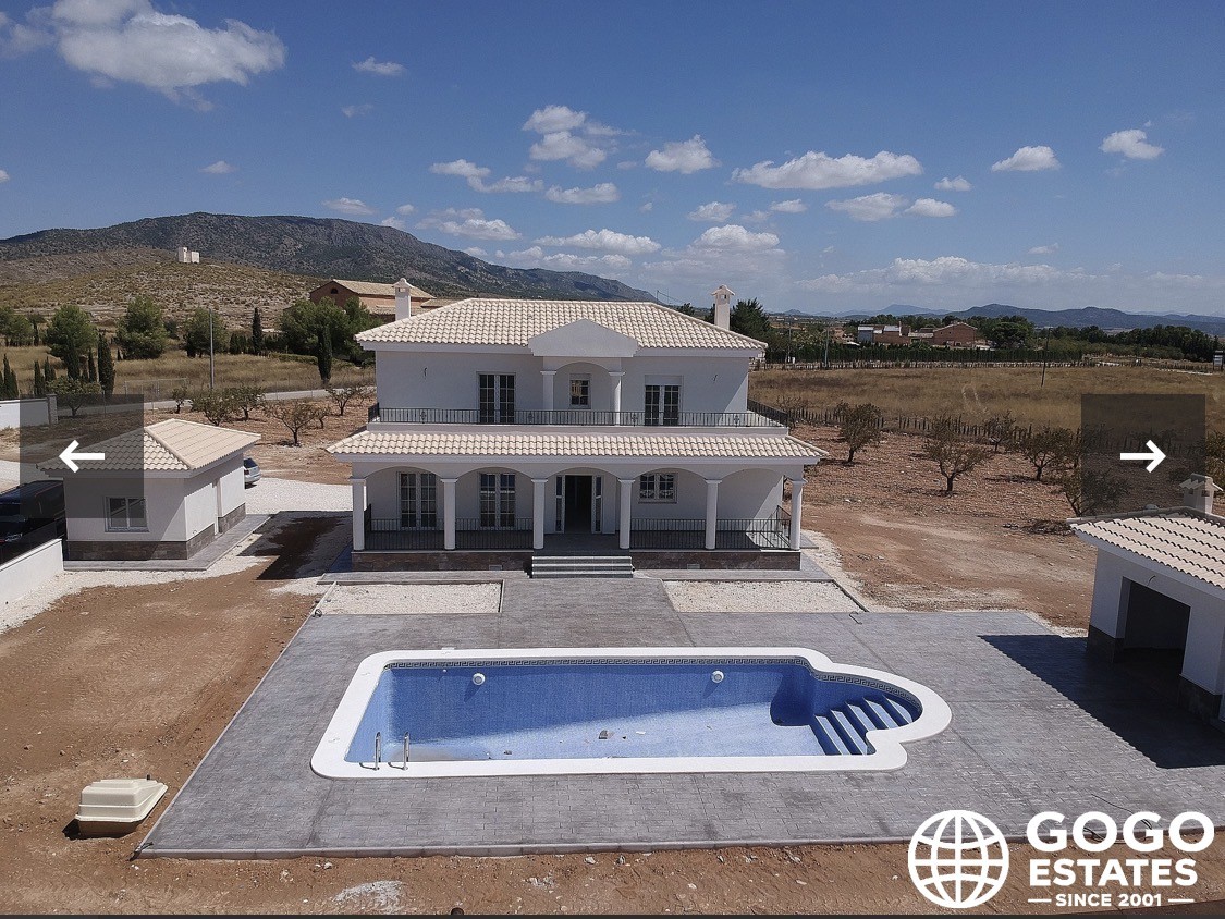 Nuevas villas rurales independientes en Alicante a 45 min del aeropuerto