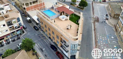 Amplio apartamento de 3 habitaciones en San Miguel de Salinas