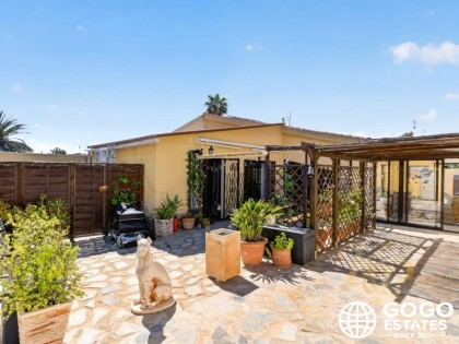 Urokliwa Willa na Sprzedaż w Los Angeles, Torrevieja