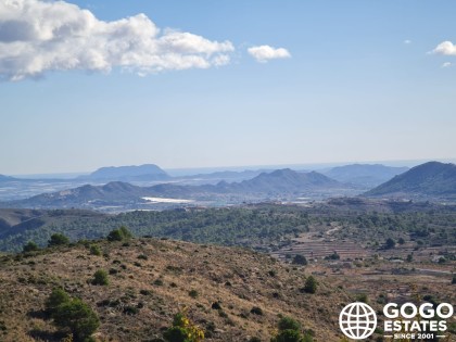 Großzügige Finca im Spanischen Land zu Verkaufen