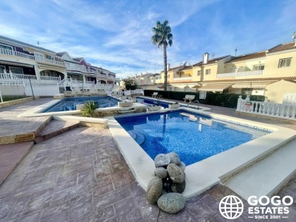 Charmant Bungalow à Vendre à Monte Azul, Benijófar